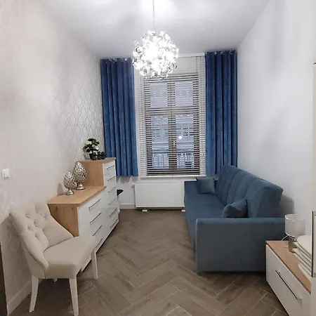 Jaracza 28/6 Apartment *